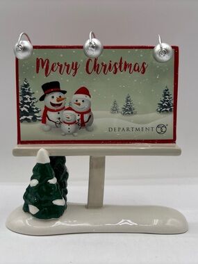 Department 56 2019 Village Accessories Merry Christmas 6003178 Retired EUC